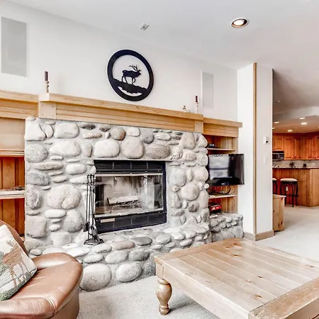 Highlands Lodge 304 By East West Hospitality